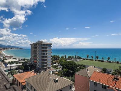 Sea View Penthouse - Free Park - WiFi