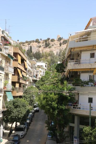 Family-friendly apartment & roof garden @ Koukaki