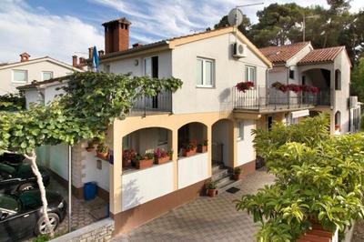 Klimatisierte Ferienwohnung Pineta 2 in Strandnähe