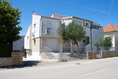 Pepi Apartments 3