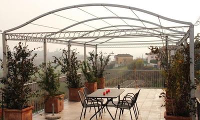 Wunderschöne Ferienwohnung in Bricco San Giovanni mit Großer Terrasse