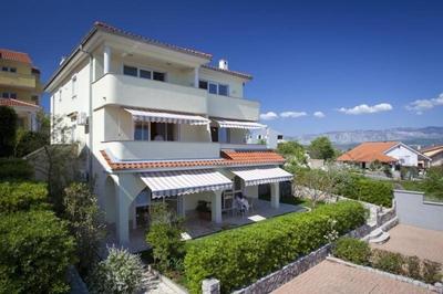 Wohnung mit großer Terrasse und Meerblick