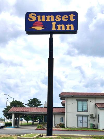 SUNSET INN Oklahoma City