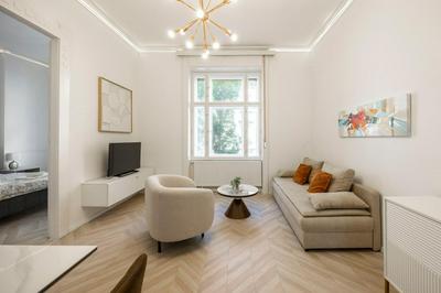 Classy & Cozy Dream Home in the Center of Budapest