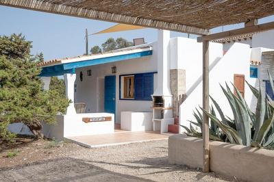 Tramontana-Haus mit Grill, Terrasse mit Meerblick