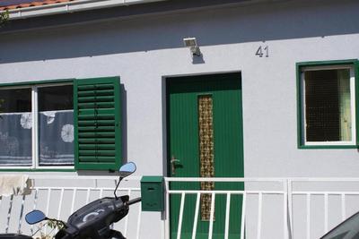 Wohnung mit herrlichen Blick aufs Meer und Grill