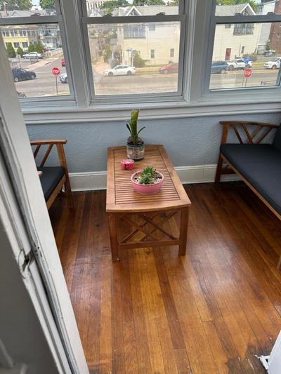 Urban Retreat Cozy Garden Apartment in Bridgeport