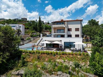 Casa Marta with Pool and Sea View