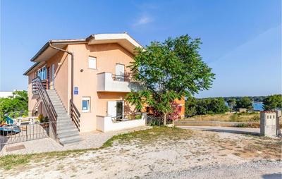Cozy Apartment In Medulin With Wifi