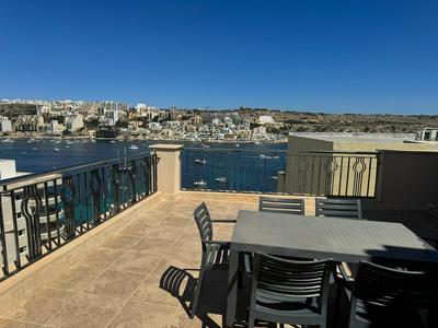 Seaside Retreat 3bed W Garage In Spb! By Homely