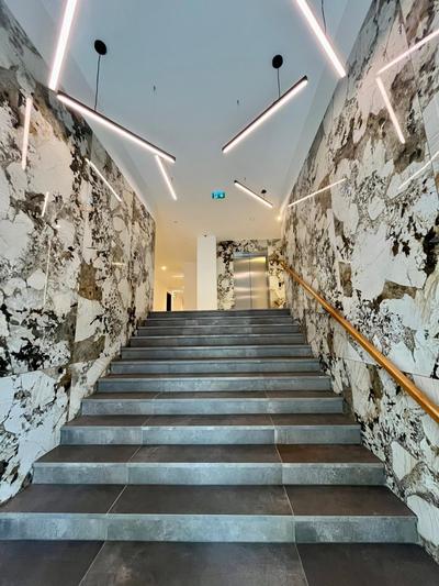 Caesars Palace - NEW modern apartment with FREE private parking