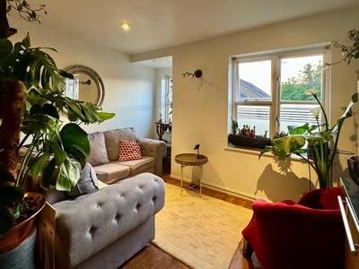 Private room in a stylish flat