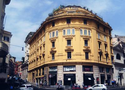 Mia Suites
