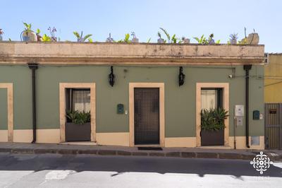 Arte Barocco - Panoramic Home in City Center