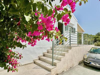 Elea Boutique Villa with private pool by DadoVillas