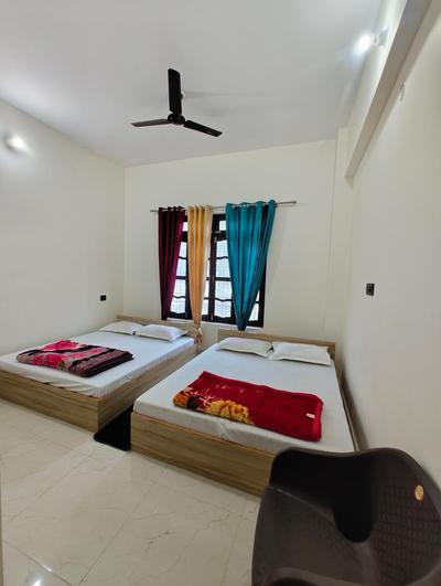 Hotel Abhishek