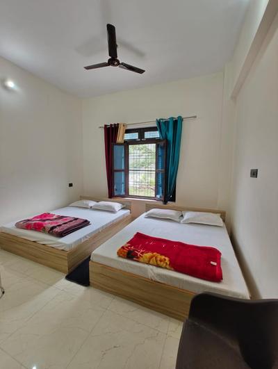 Abhishek Guest House