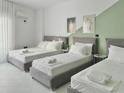 Lulu Suites- Lime