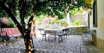 Idylisch und geschützt im Orangengarten gelegenes Ferienhaus mit Pool im Alcantaratal