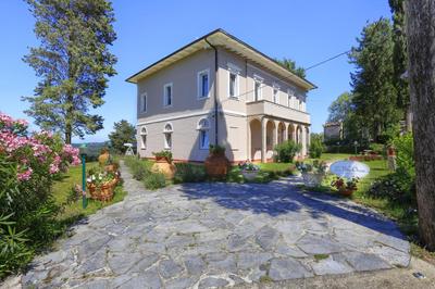Villa Orsini Peccioli - Villa storica ad uso esclusivo con piscina