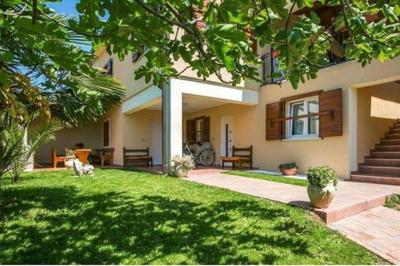Villa Fani