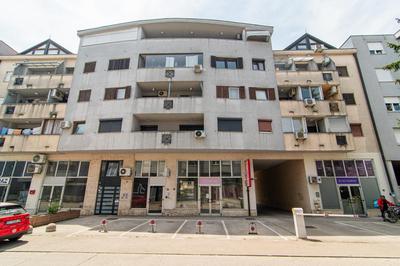 Flexible SelfCheckIns 87 - Zagreb - Parking - Loggia - Bedroom