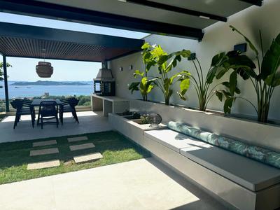 Thea Suites