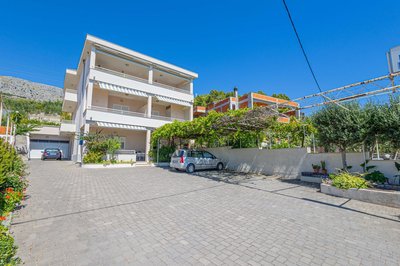 Marin Apartments