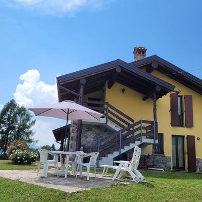 Cinque Abeti Agrialloggio Mountain Lake Iseo Hospitality