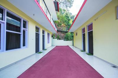FabHotel Shane Villa Residency