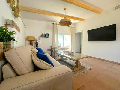 Hacienda Clavero Eight Sea View Apartment