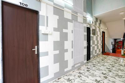 FabHotel Saroj Inn - Mumbai Naka