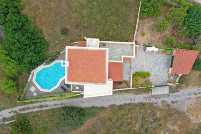 Anastasia Veranna Villa