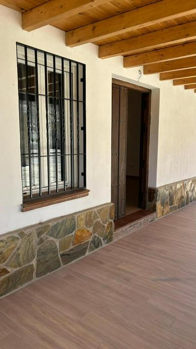 Casa de huéspedes Arroyo Bujías - 3 habitaciones con baño privado individual