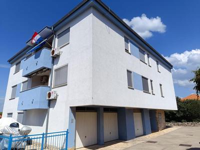 Drescher apartment in center