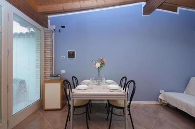 Akihouse by Mauro