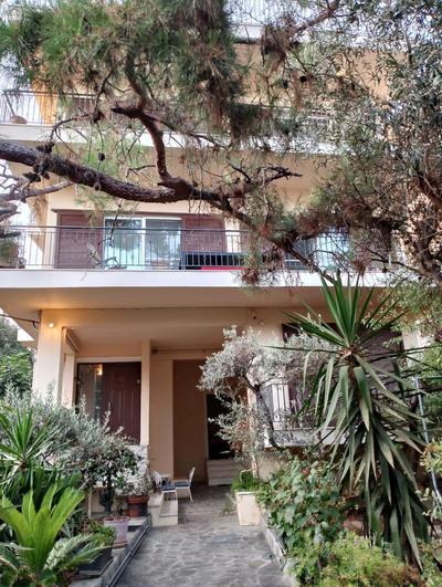 Spacious Glyfada Golf 4BR -Near Beach + Shops