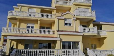 Apartments Jareb