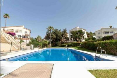 Casa amplia y luminosa a 5 minutos de la playa