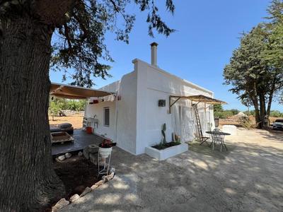 Romantica Villa in Contrada Ulmo