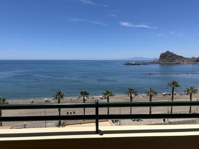 DELICIAS PLAYA, frente al mar con parking incluido