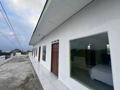 RedDoorz Syariah at Jalan Dieng 4