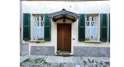 Como Lake apartment