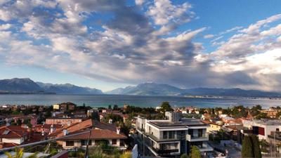 Great Lake view penthouse Desenzano