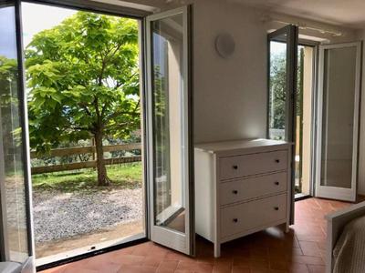 Saint Roch - camera privata con bagno - vista su giardino - colazione