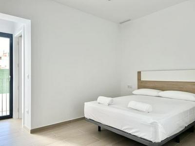 Moderno apartamento con terraza en la azotea