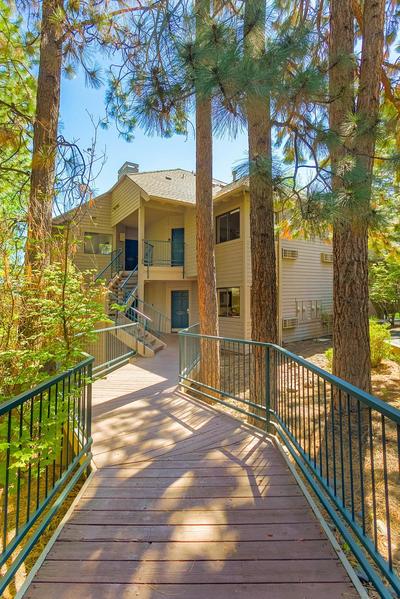 Snowcap Escape at Mount Bachelor Village Resort with Pool and Hot Tub
