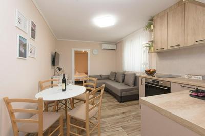 Apartment Olive Risan
