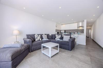 Sea Breeze Two Bedroom Apartment
