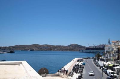 Noor Syros Apartment